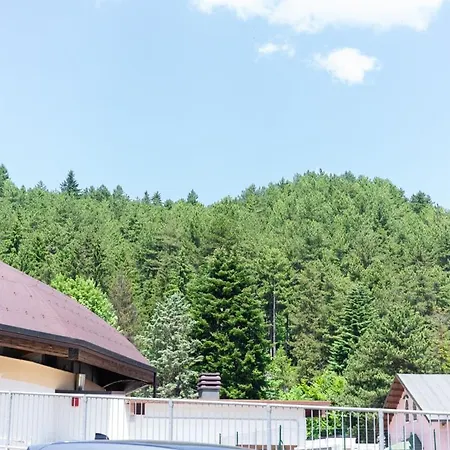 Sci A 10 Min! In Legno 3 & 2 Bagni, Centro *