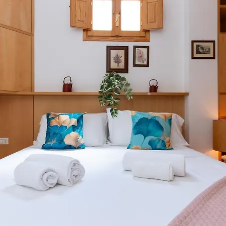 Apartman Esclusivo In Legno 3 & 2 Bagni, Centro