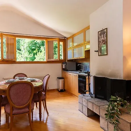 Esclusivo In Legno 3 & 2 Bagni, Centro