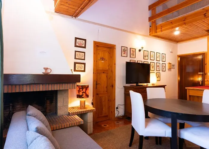 Sci A 10 Min! In Legno 3 & 2 Bagni, Centro アパート *