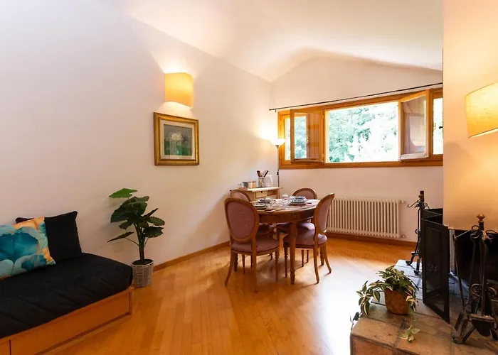 Sci A 10 Min! In Legno 3 & 2 Bagni, Centro ロッカラーゾ