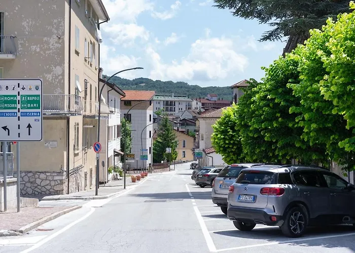 Sci A 10 Min! In Legno 3 & 2 Bagni, Centro ロッカラーゾ