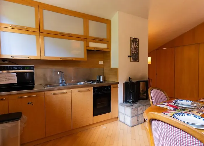 Sci A 10 Min! In Legno 3 & 2 Bagni, Centro Apartamento