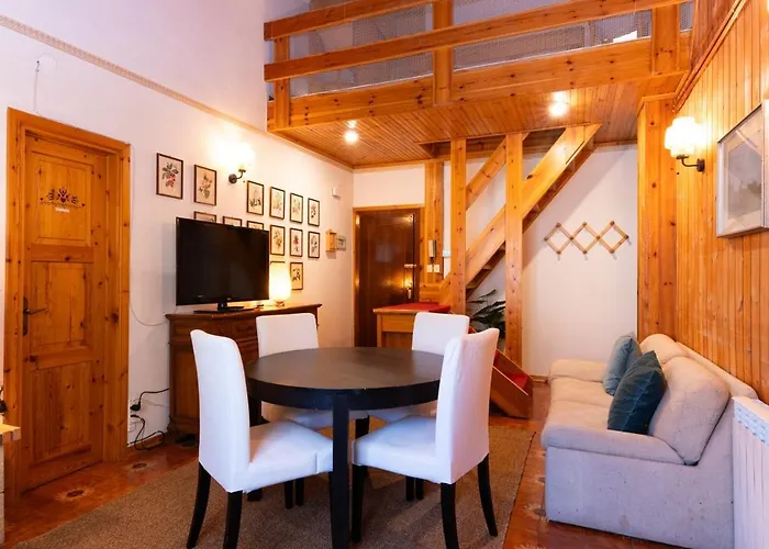 Apartamento Sci A 10 Min! In Legno 3 & 2 Bagni, Centro *